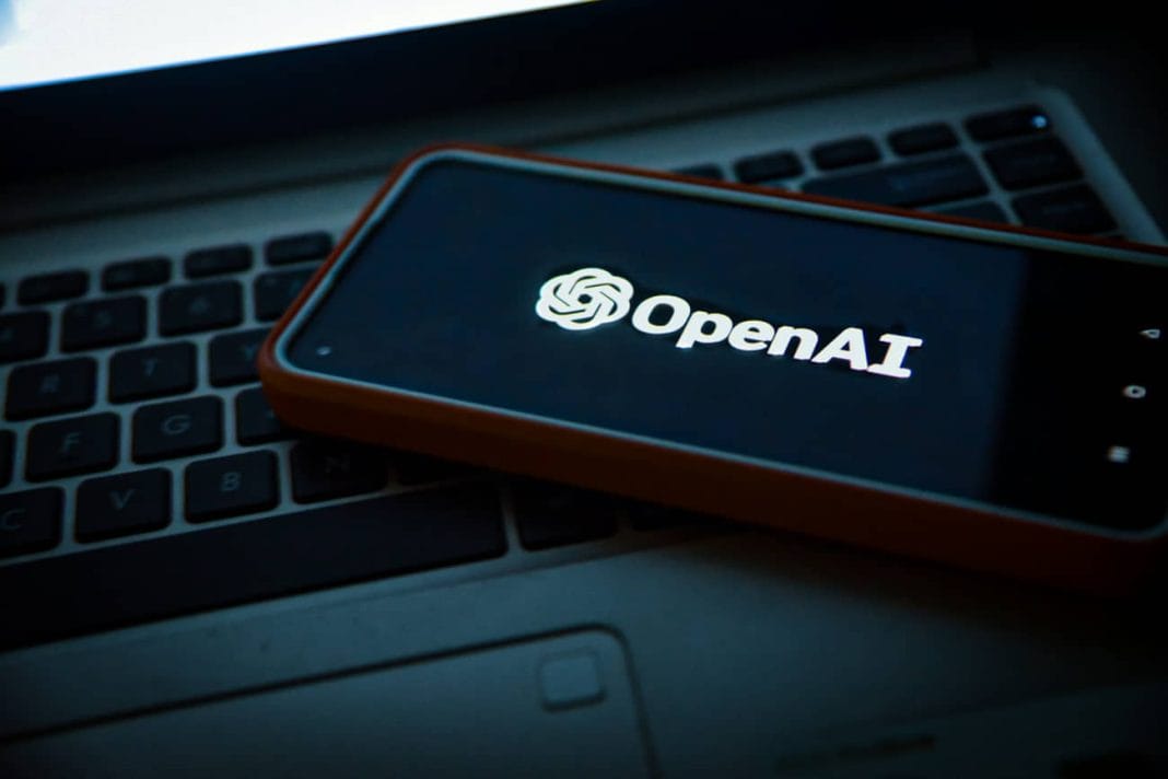 Model Whisper OpenAI naj bi haluciniral v situacijah z visokim tveganjem