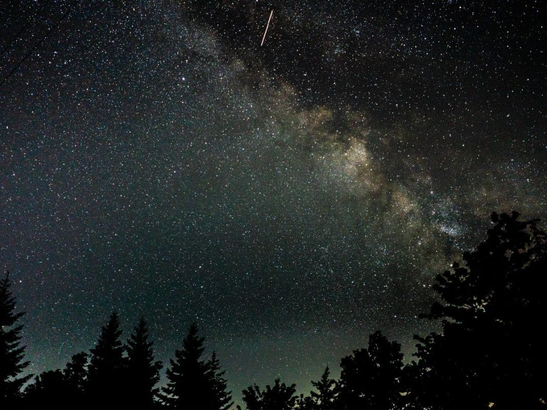 meteorni-dež-perzedoidi