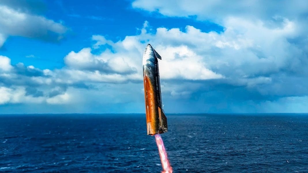 SpaceX objavil nove še ne videne posnetke desetega testnega poleta Starshipa