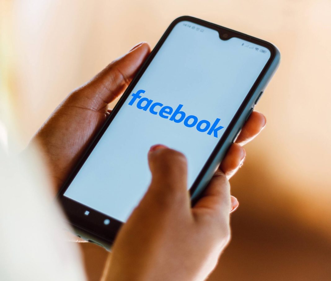 Kako skriti seznam prijateljev na Facebooku